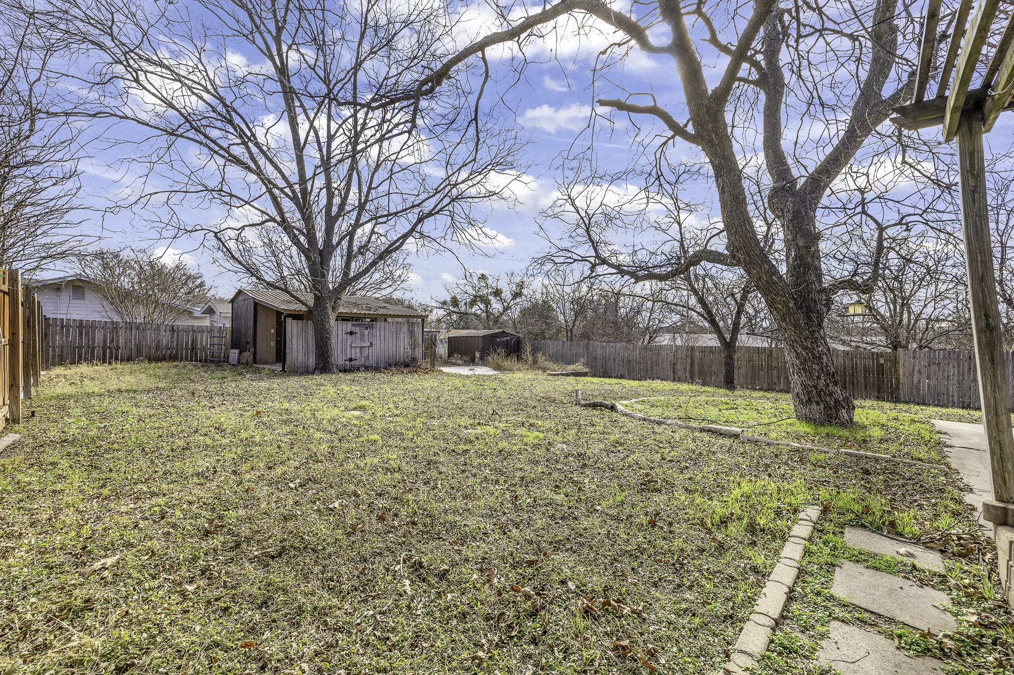 1002 W Wrights Avenue Comanche TX 76442
