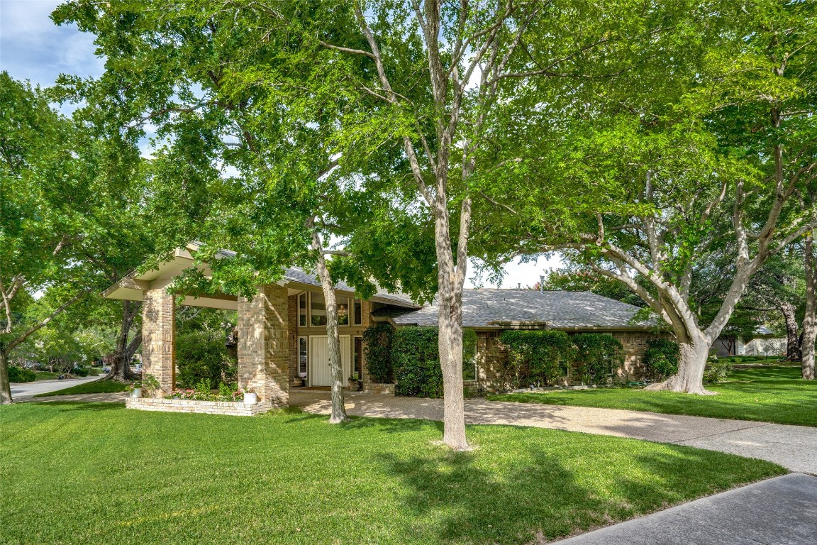6412 Creekhaven Place Dallas TX 75240