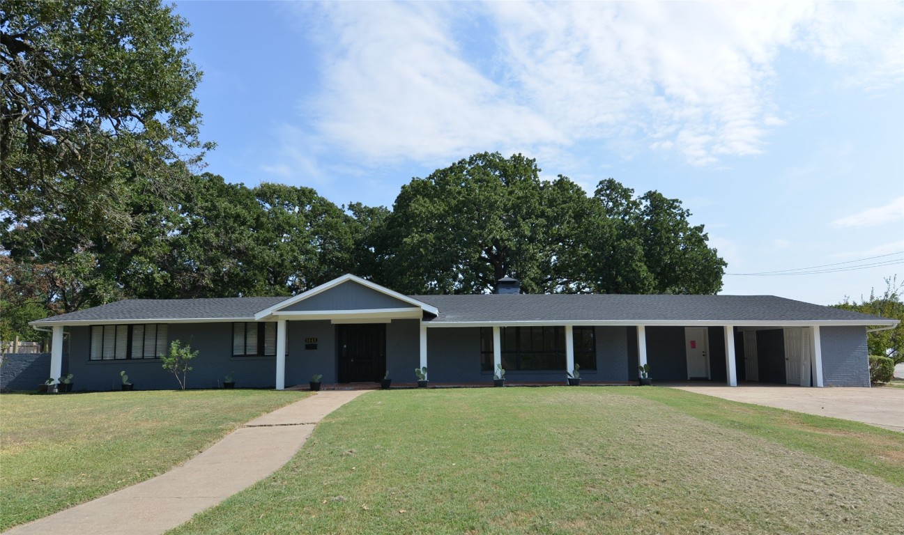 1441 Oaklawn Drive Corsicana TX 75110