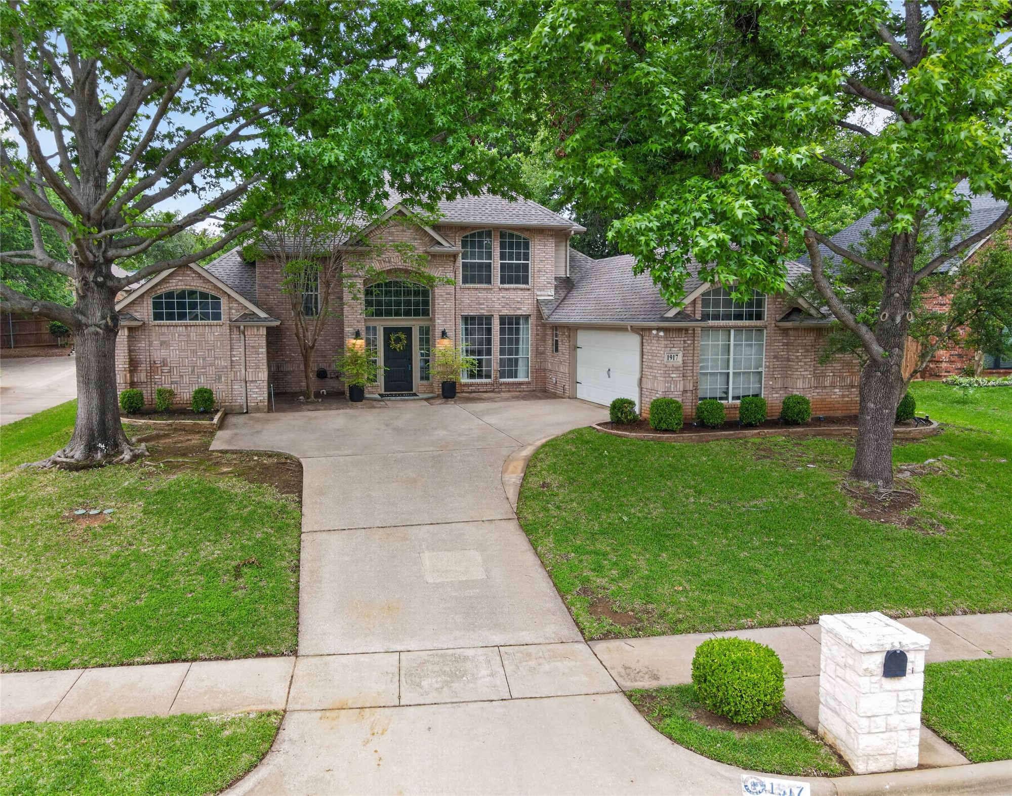 1917 Winding Creek Boulevard Flower Mound TX 75022