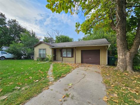 1227 Stanford Street Greenville TX 75401