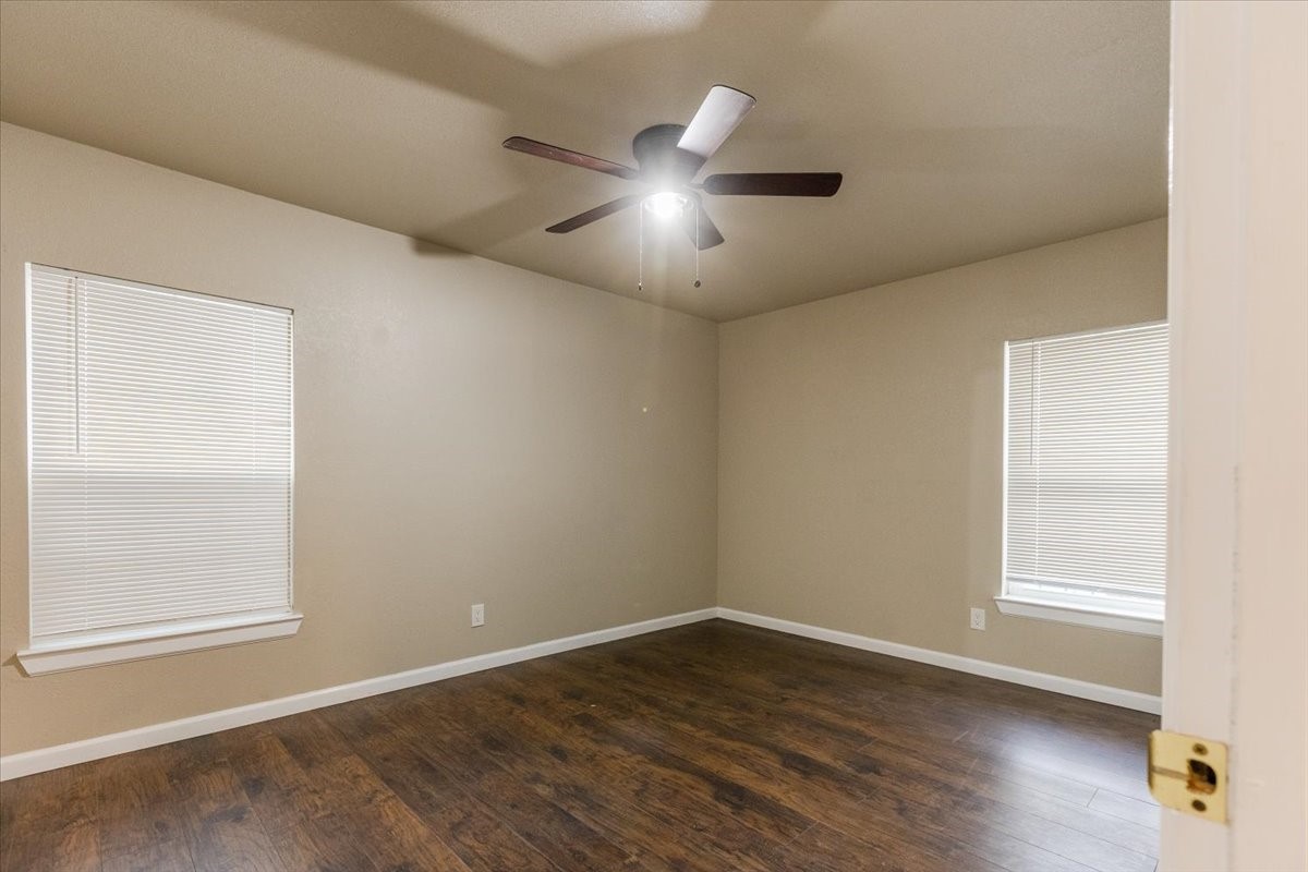 1445 Templecliff Drive Dallas TX 75217