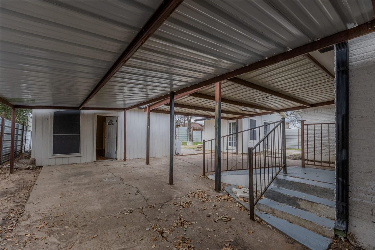 1445 Templecliff Drive Dallas TX 75217