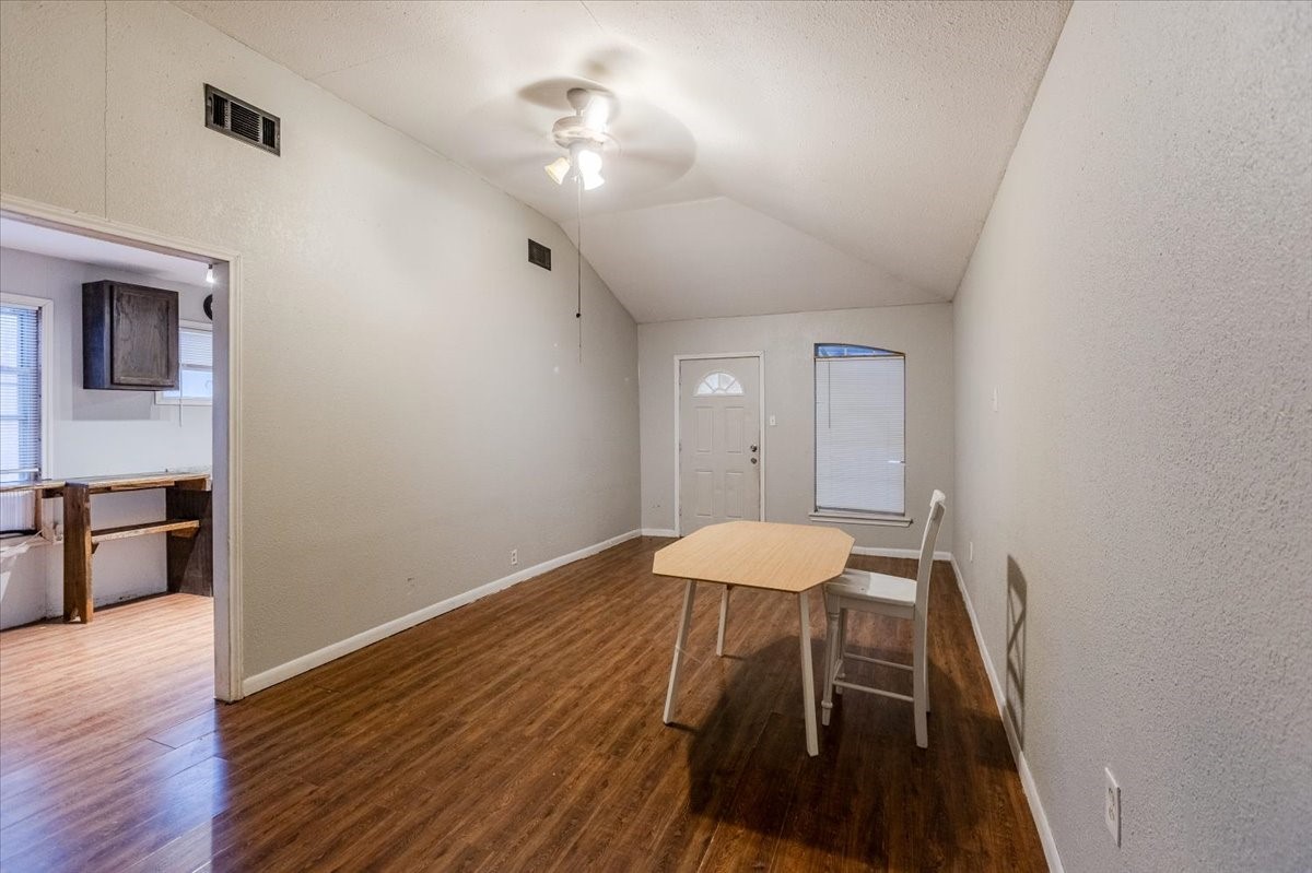 1445 Templecliff Drive Dallas TX 75217