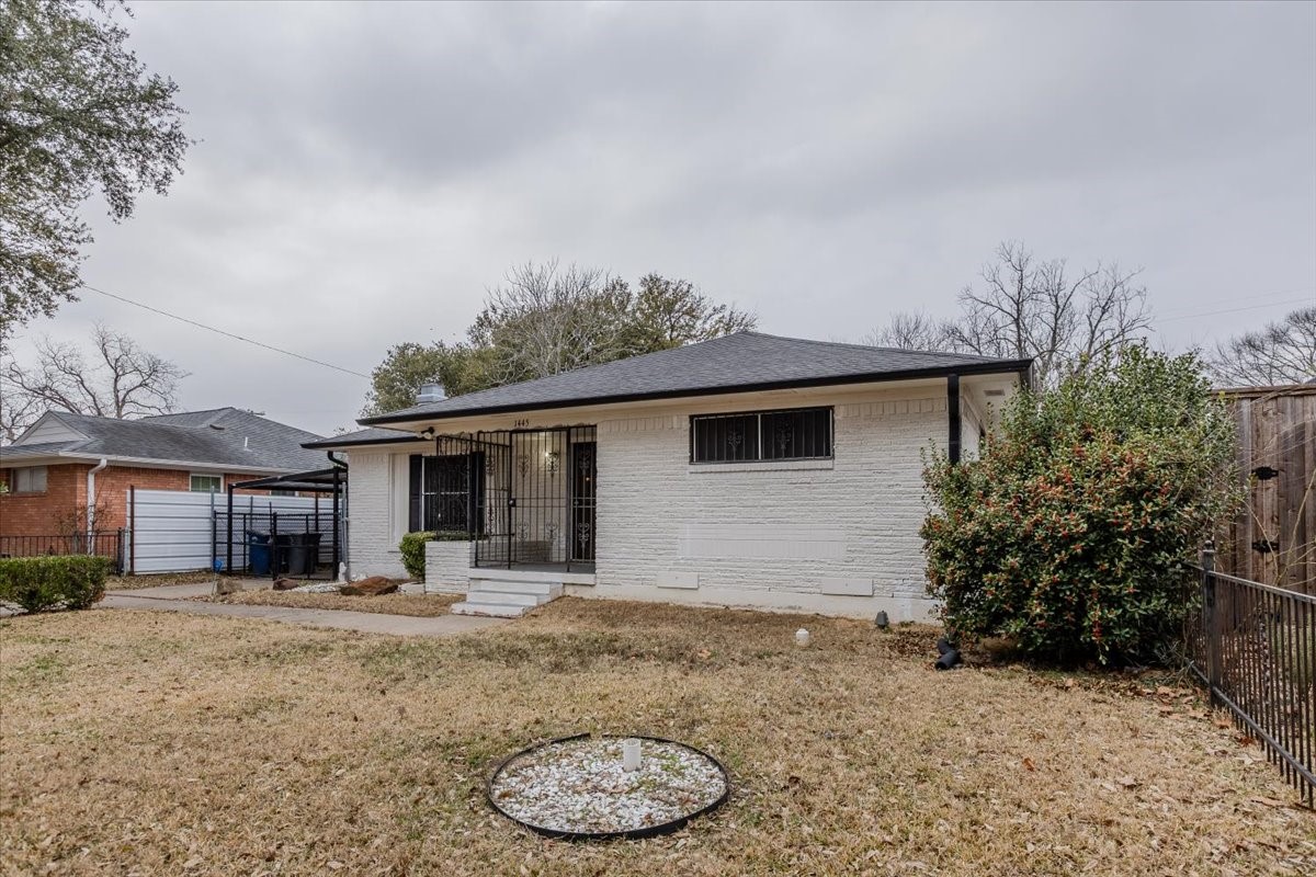 1445 Templecliff Drive Dallas TX 75217