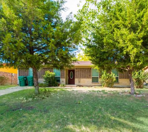 621 Meadowridge Street Ferris TX 75125