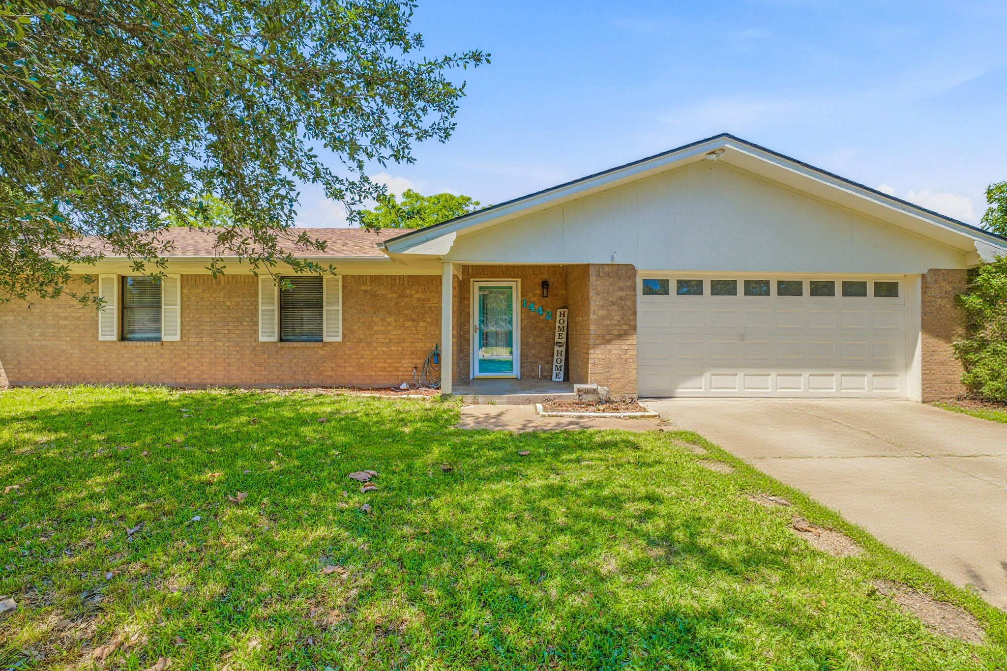 1442 N Dale Avenue Stephenville TX 76401