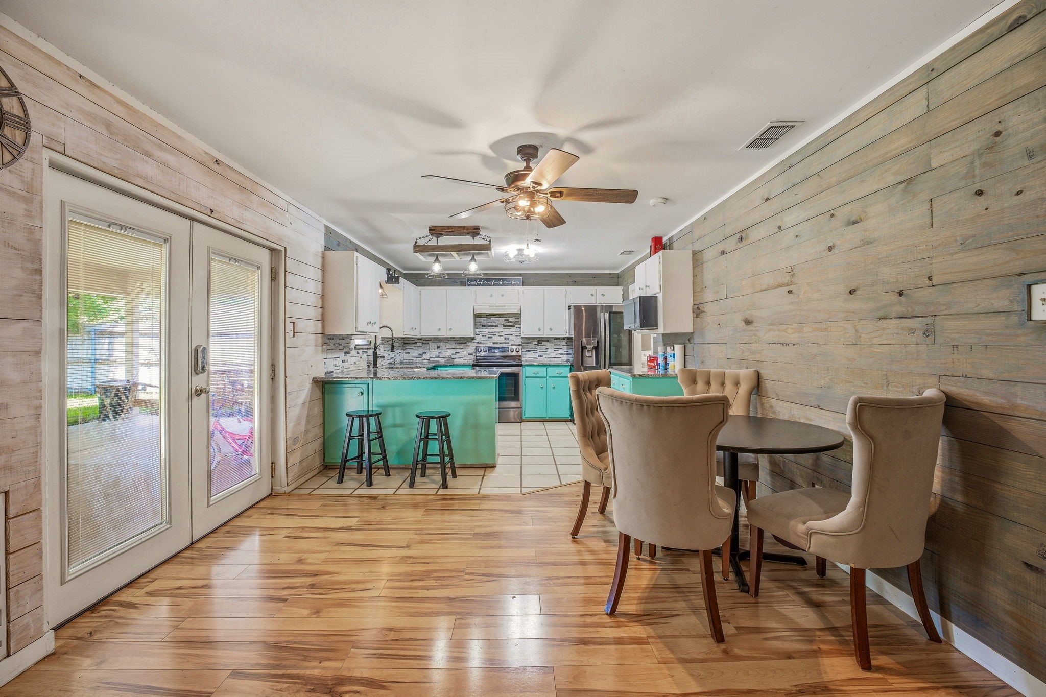 1442 N Dale Avenue Stephenville TX 76401