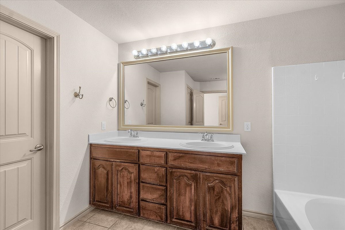 5300 Britton Ridge Lane Fort Worth TX 76179