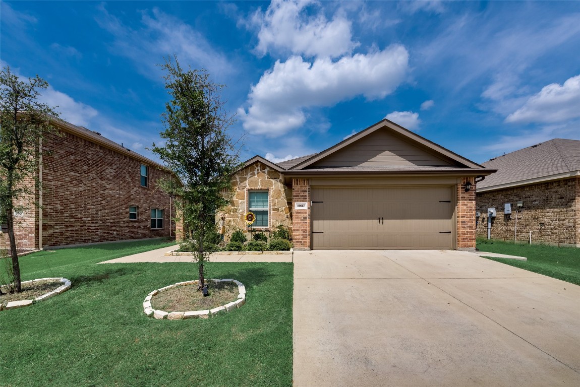 1037 Corbitt Lane Fate TX 75189