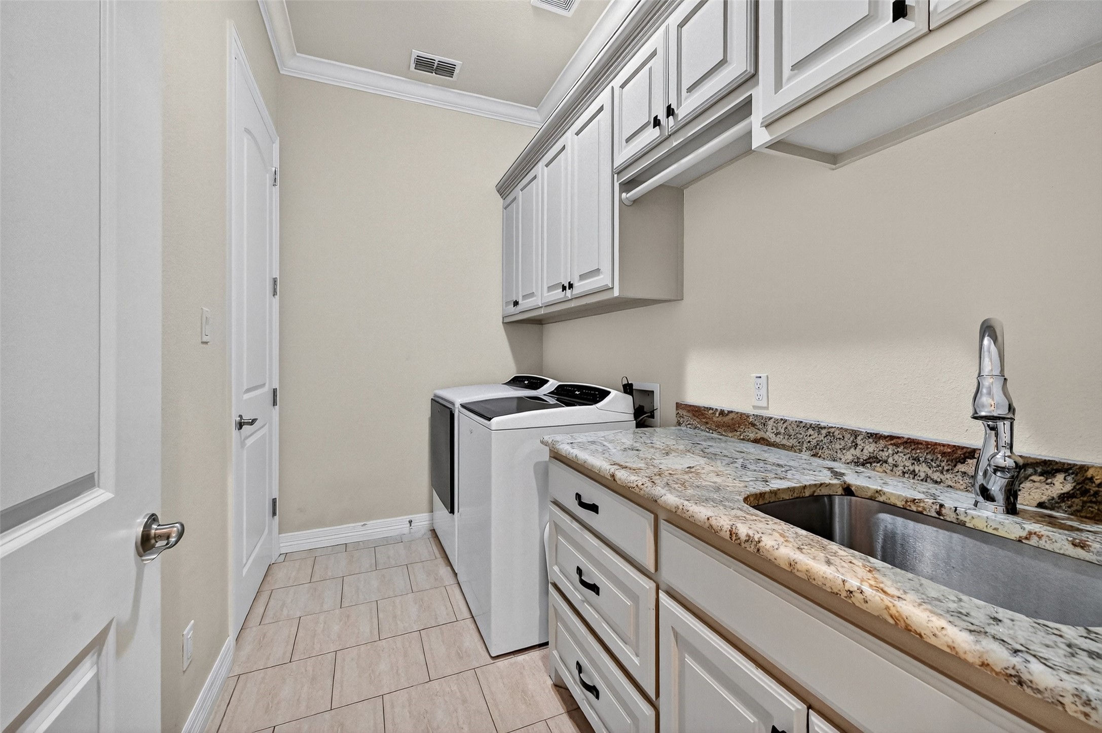 2427 Remuda Drive Sherman TX 75092