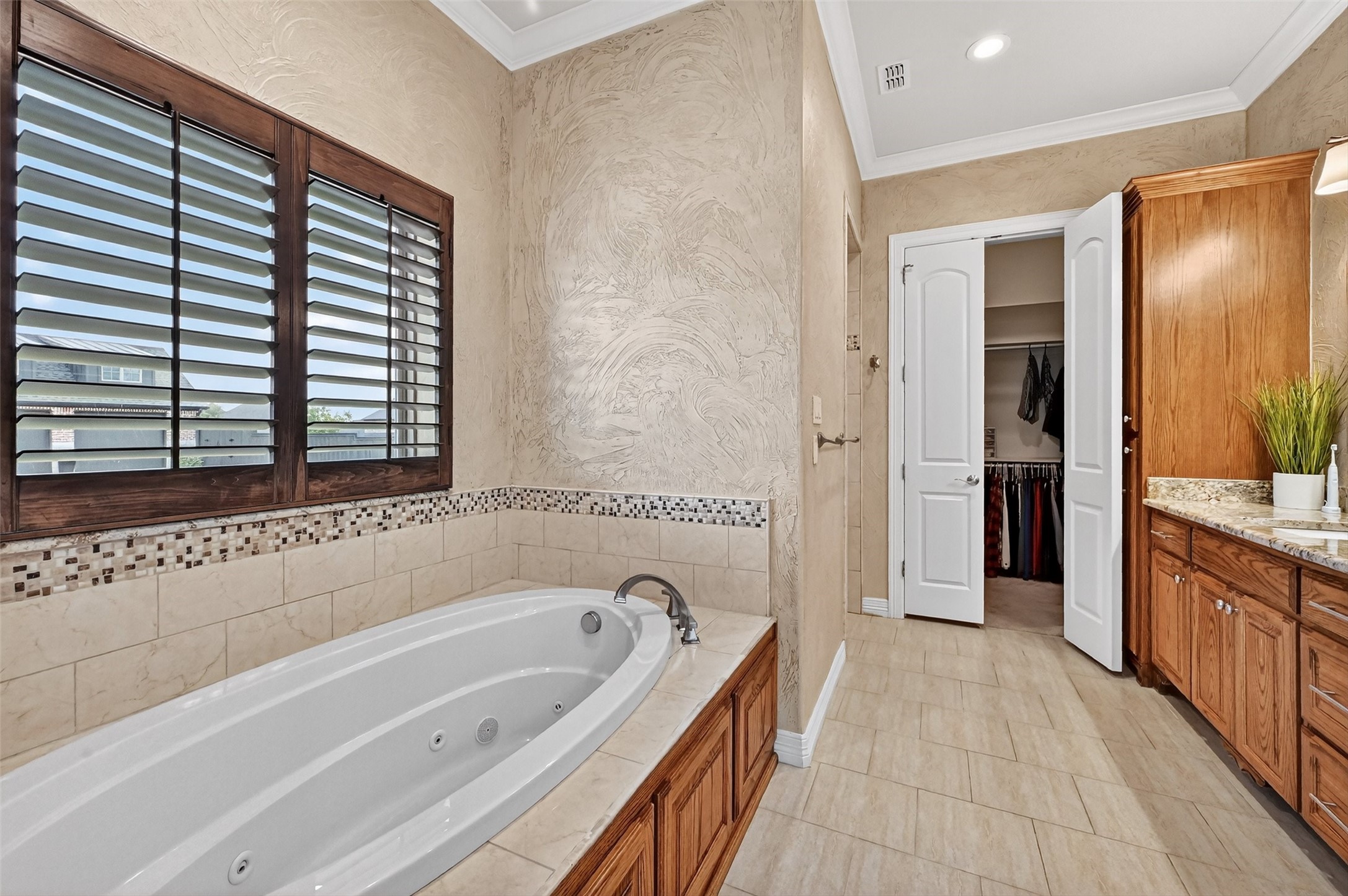 2427 Remuda Drive Sherman TX 75092