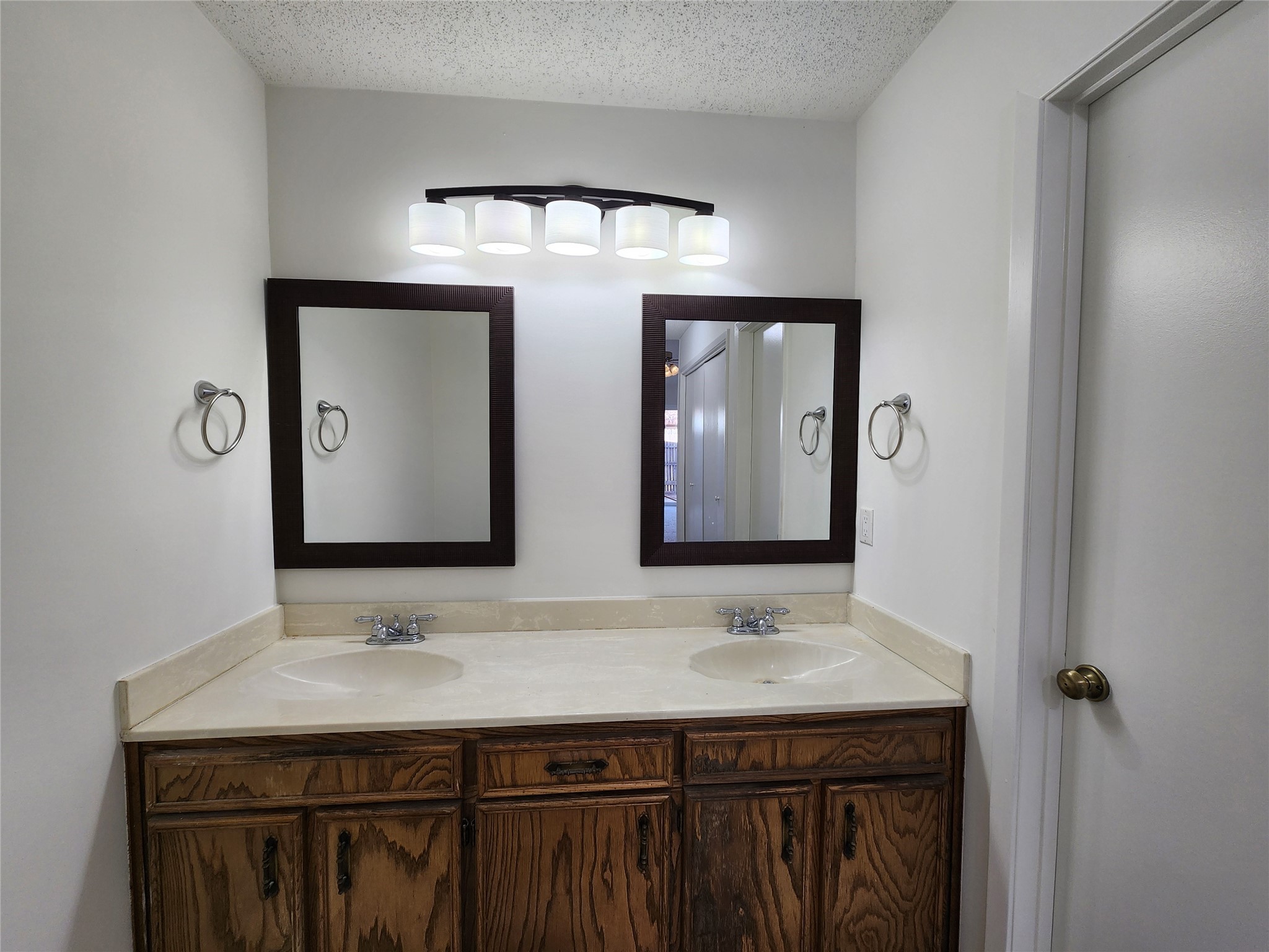 517 Harvest Hill Street Lewisville TX 75067