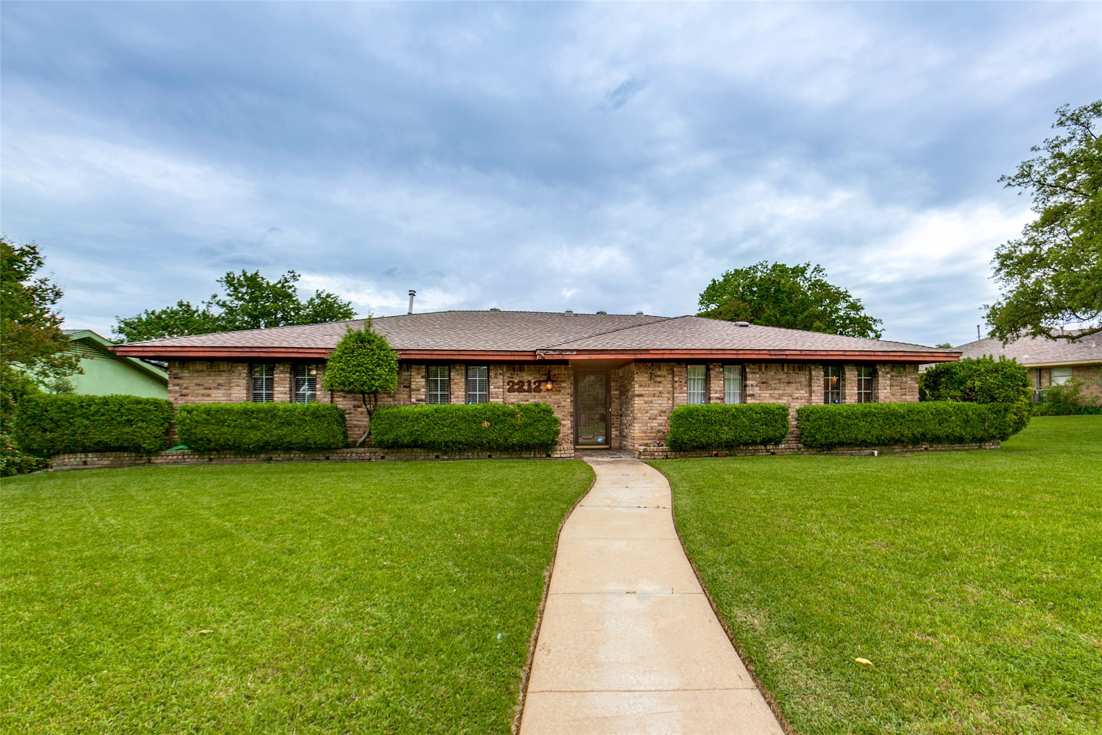 2212 Heather Hill Lane Plano TX 75075