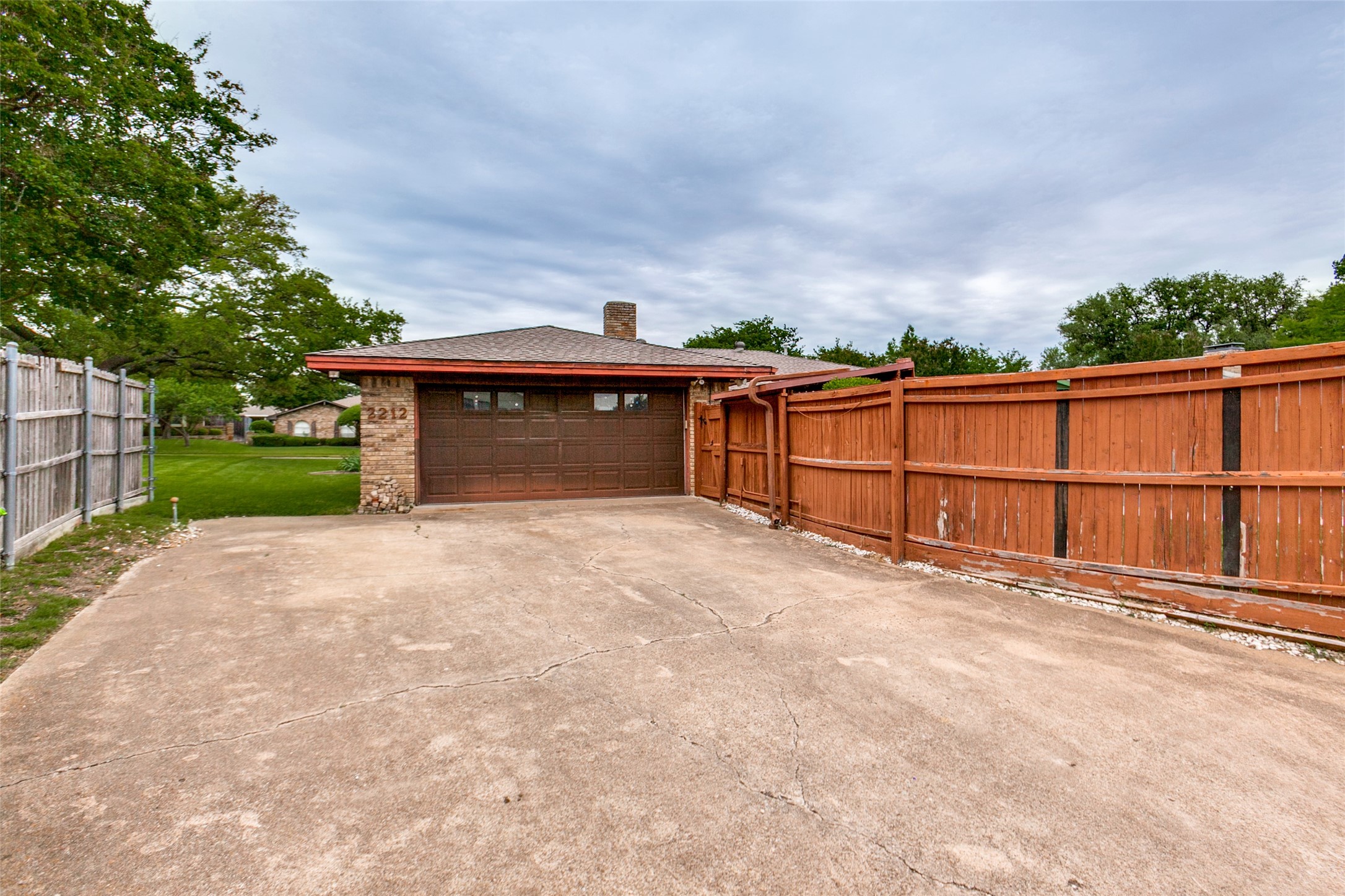 2212 Heather Hill Lane Plano TX 75075