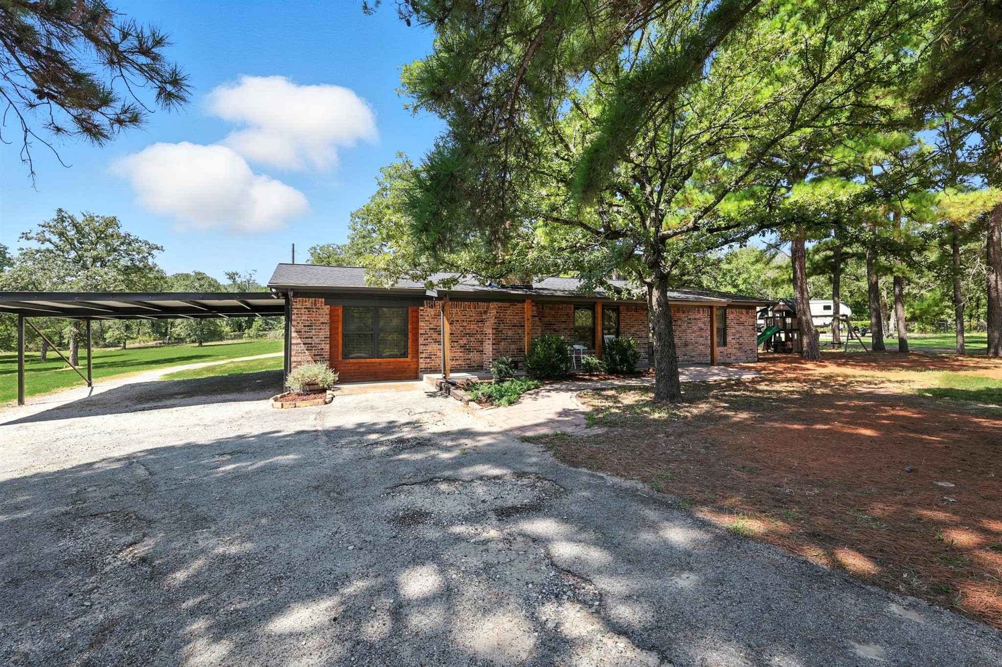 470 Wildwood Trail Weatherford TX 76085