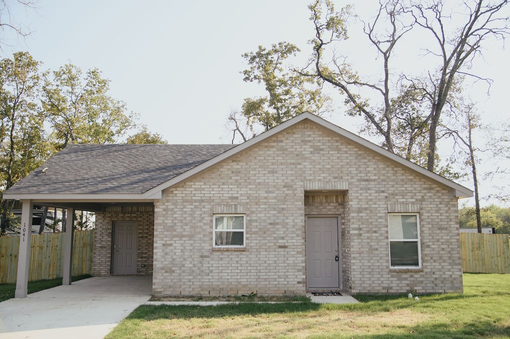 1041 Hillburn Drive West Tawakoni TX 75474
