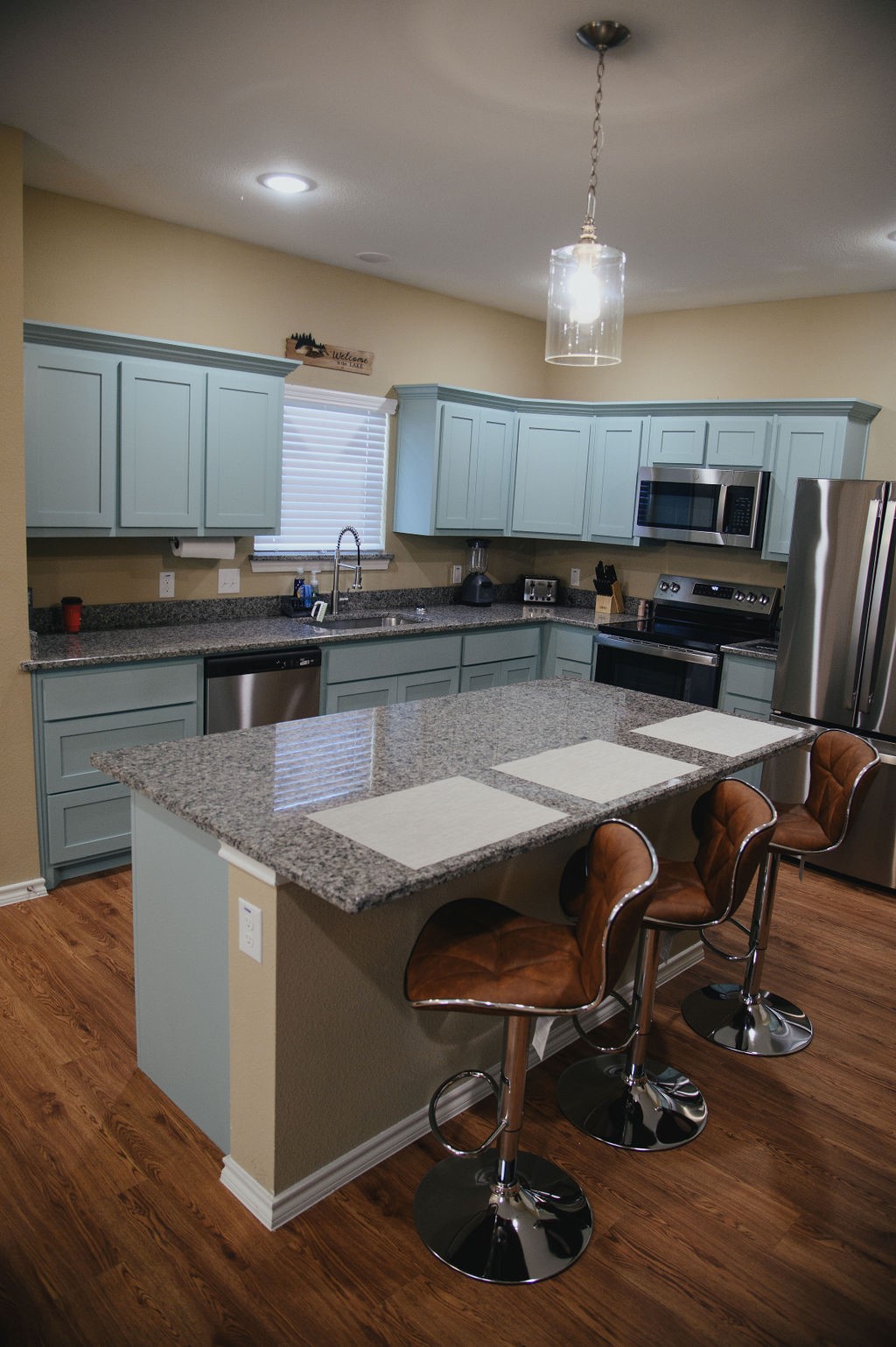 1041 Hillburn Drive West Tawakoni TX 75474