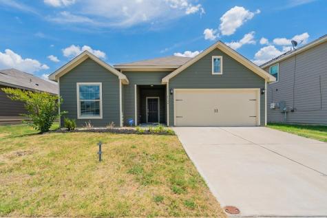 8304 Smokey Creek Pass Fort Worth TX 76179