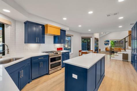 3288 Lakenheath Place Dallas TX 75204