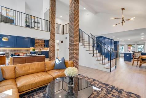 3288 Lakenheath Place Dallas TX 75204