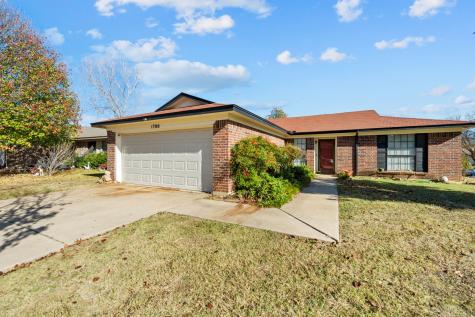 1700 Dorchester Street Fort Worth TX 76134