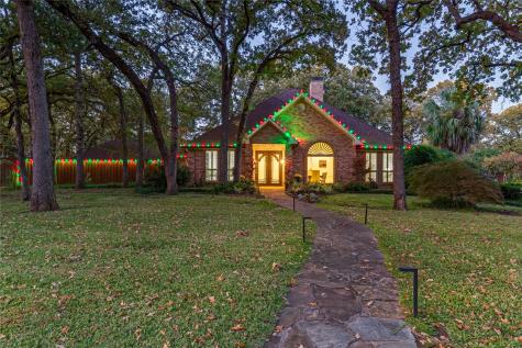 1532 Windsor Forest Trail Keller TX 76262