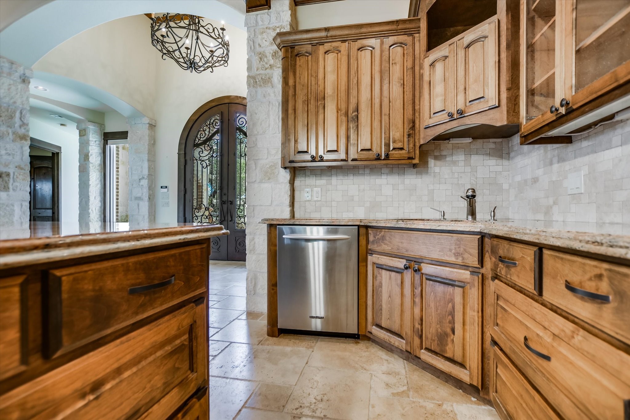 1608 Golden Nugget Horseshoe Bay TX 78657