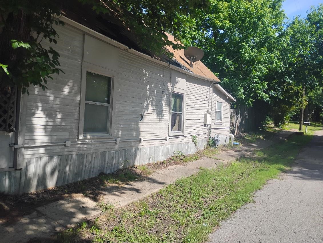 519 S 5th Street Bonham TX 75418