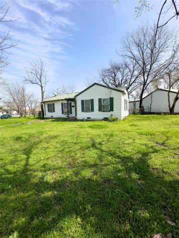 418 NE 37th Street Grand Prairie TX 75050
