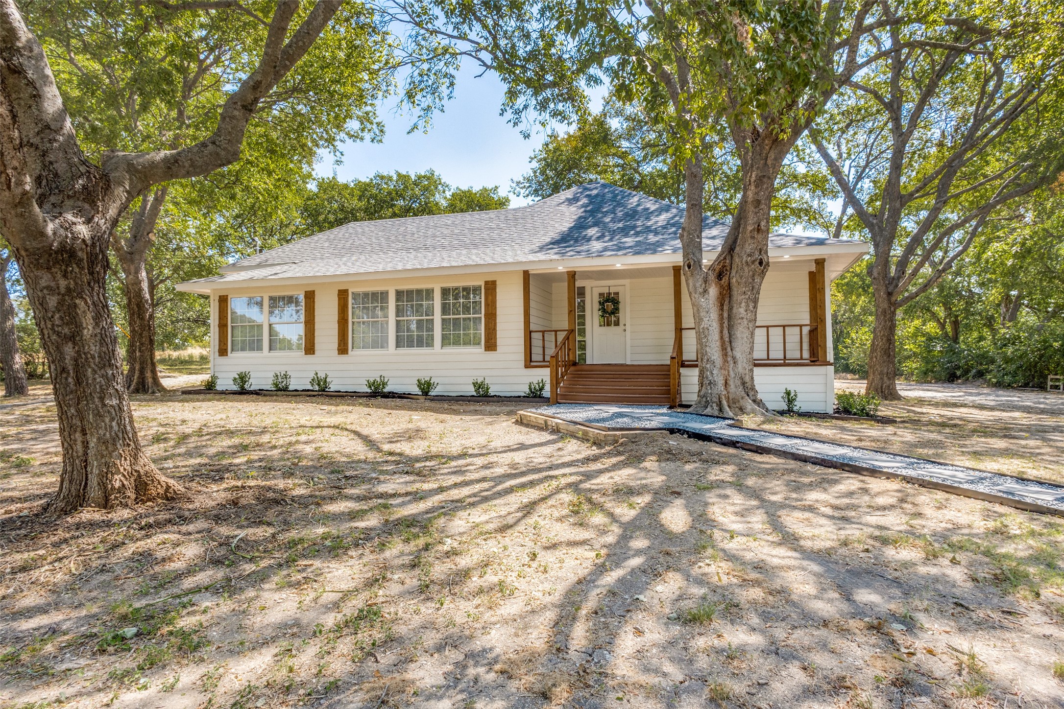 918 N Church Street Anna TX 75409