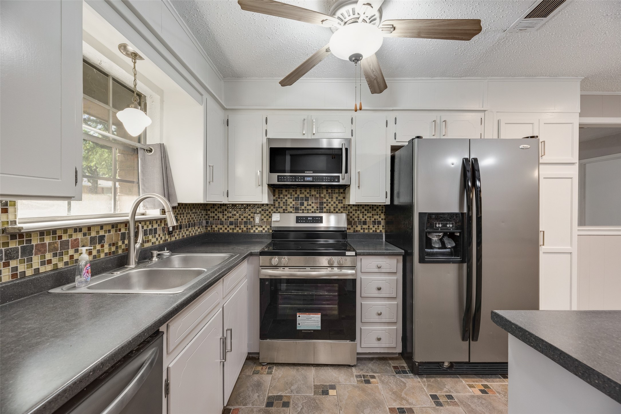 7100 Lowery Lane North Richland Hills TX 76182