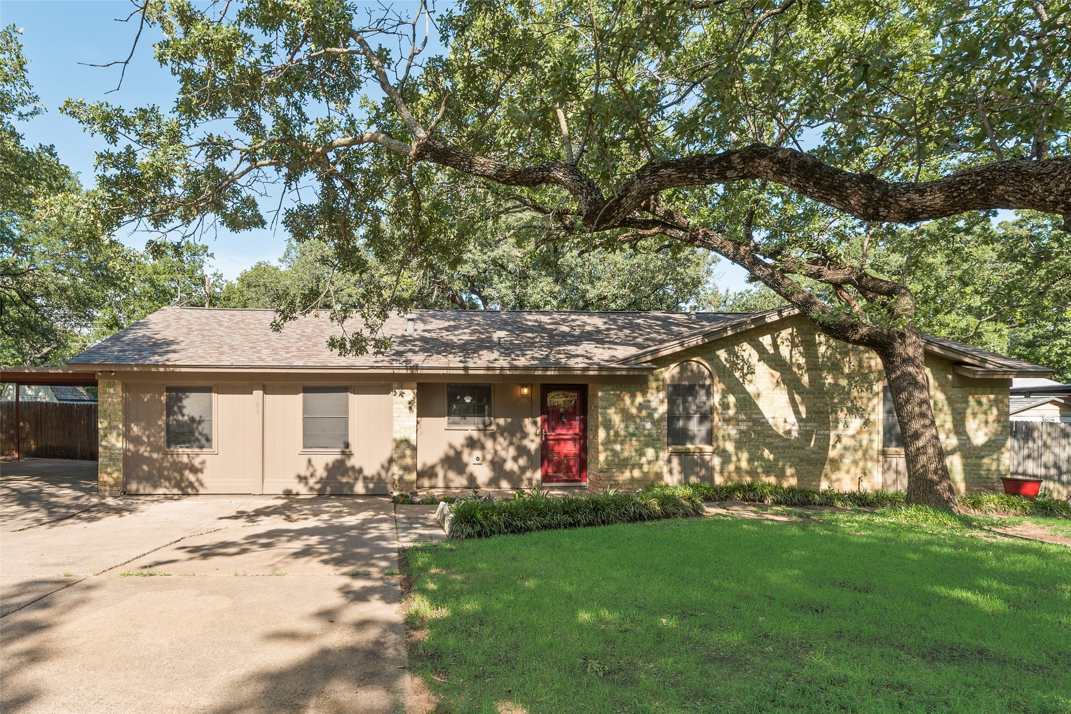 7100 Lowery Lane North Richland Hills TX 76182
