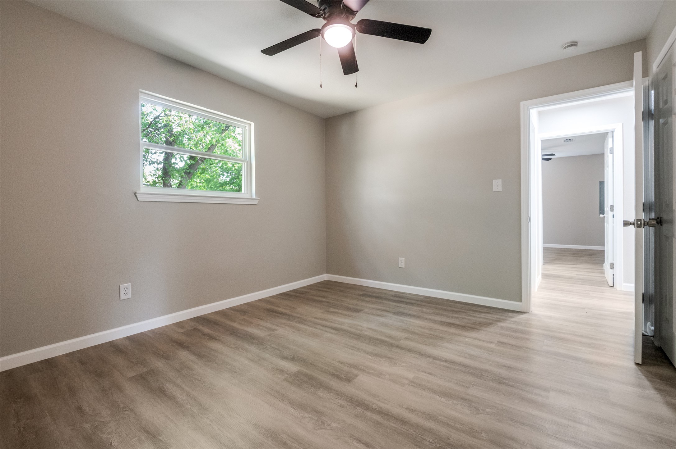 210 W Shelton Street Alvarado TX 76009