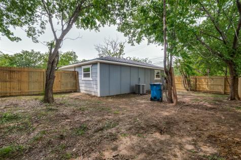 210 W Shelton Street Alvarado TX 76009