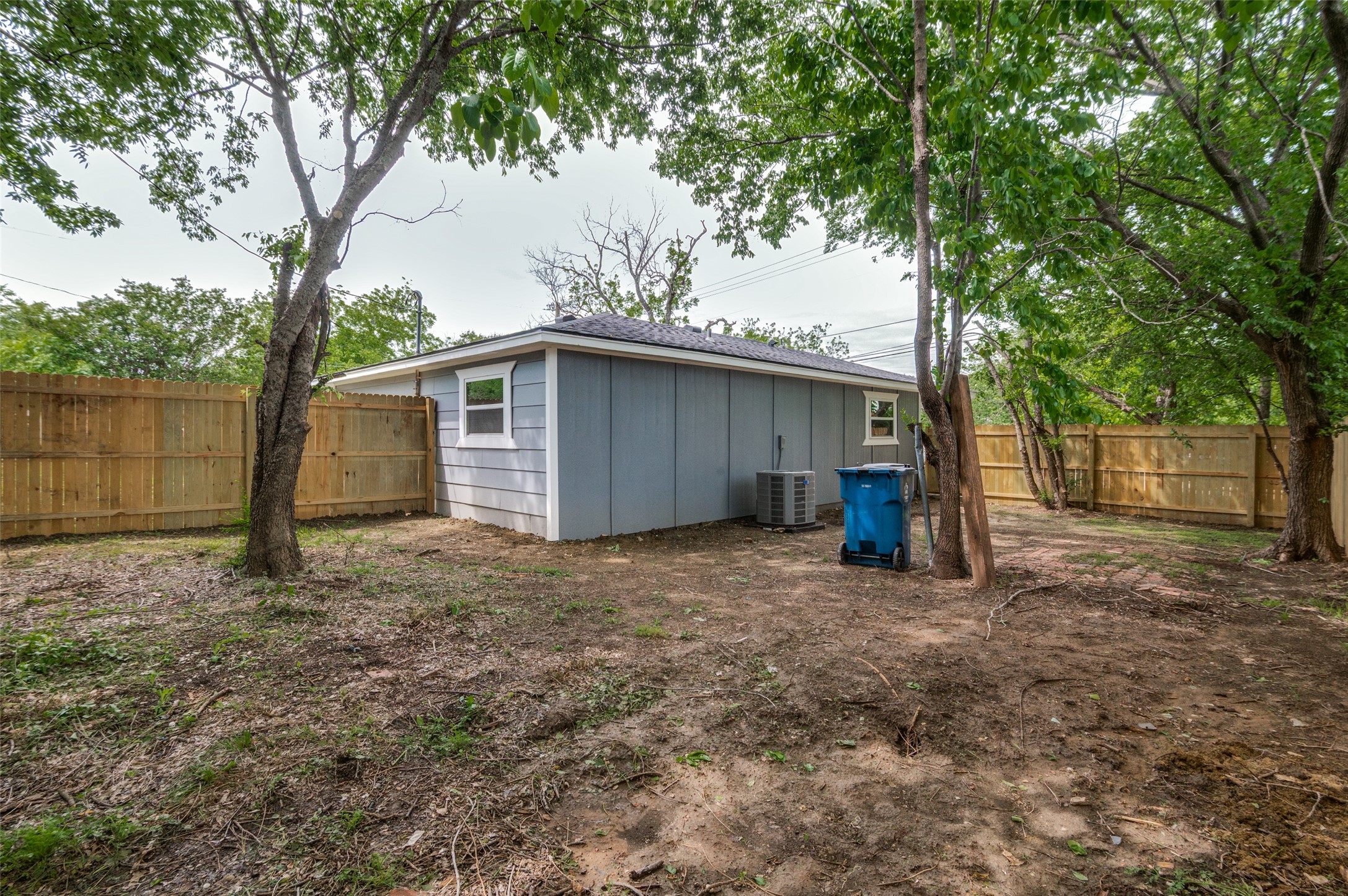 210 W Shelton Street Alvarado TX 76009