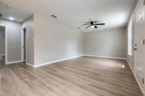 210 W Shelton Street Alvarado TX 76009
