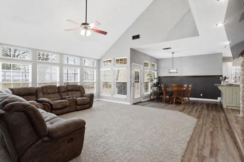 144 County Road 43400 Paris TX 75462