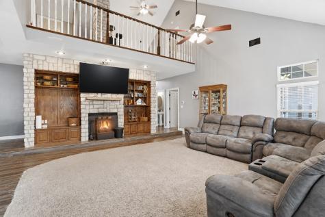 144 County Road 43400 Paris TX 75462