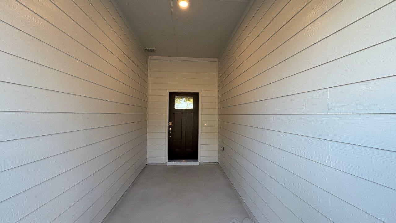 1161 Keystone Drive Granbury TX 76048