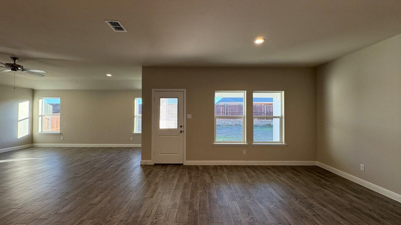1161 Keystone Drive Granbury TX 76048