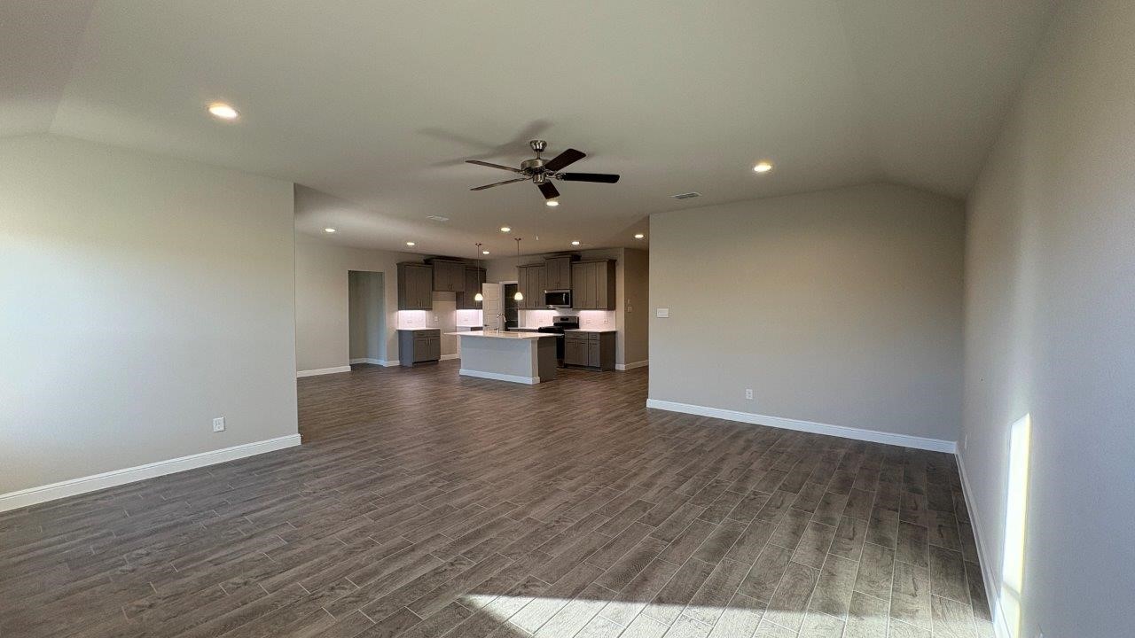 1161 Keystone Drive Granbury TX 76048