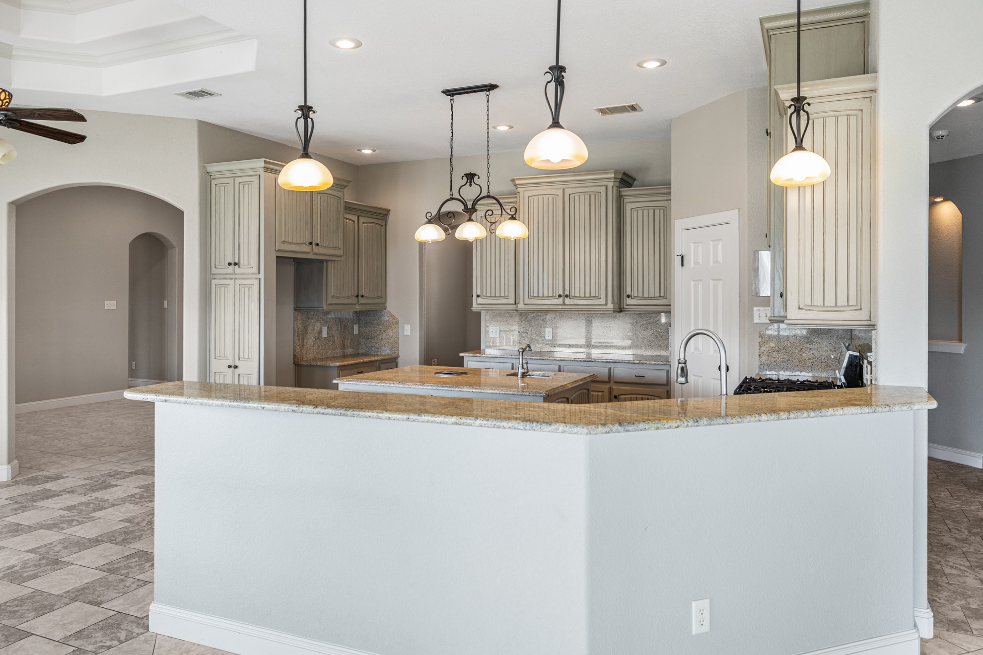2123 Austins Circle Tool TX 75143