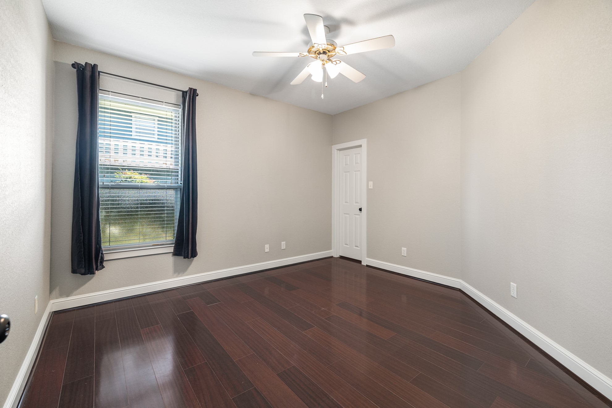2123 Austins Circle Tool TX 75143