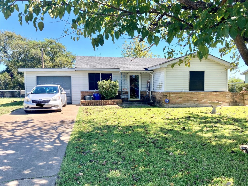 1317 S Medora Street Terrell TX 75160