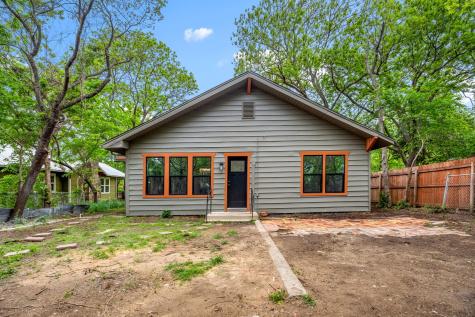 1014 Bolivar Street Denton TX 76201