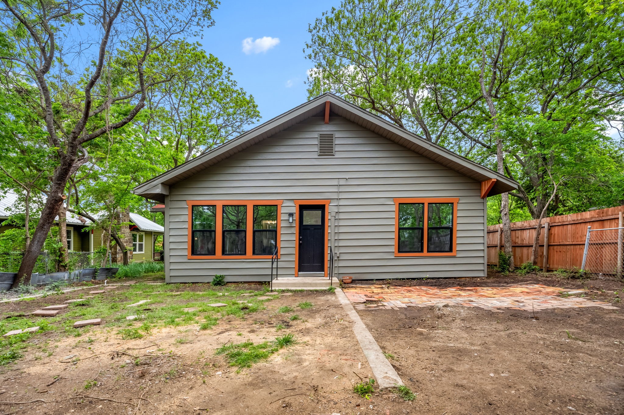 1014 Bolivar Street Denton TX 76201
