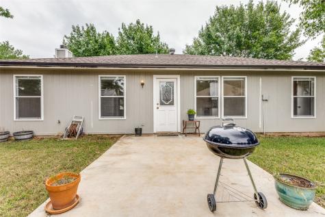 4277 Estes Park Circle Haltom City TX 76137