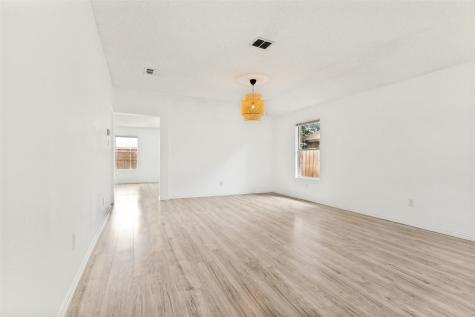 4277 Estes Park Circle Haltom City TX 76137