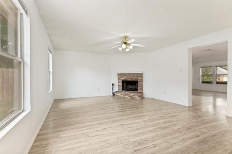 4277 Estes Park Circle Haltom City TX 76137